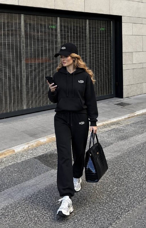 Ugg black sweat suit