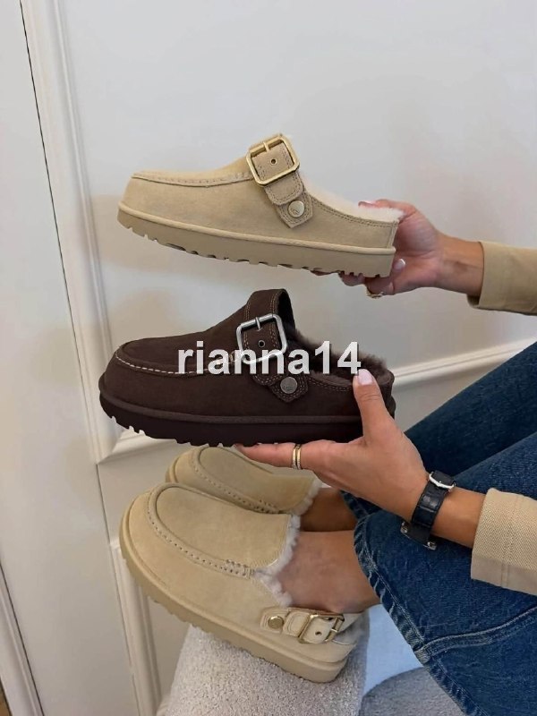 Ugg shearling boots · Photo 2