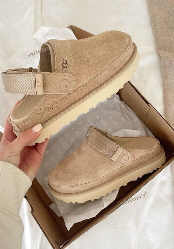 Ugg boots · Photo 2