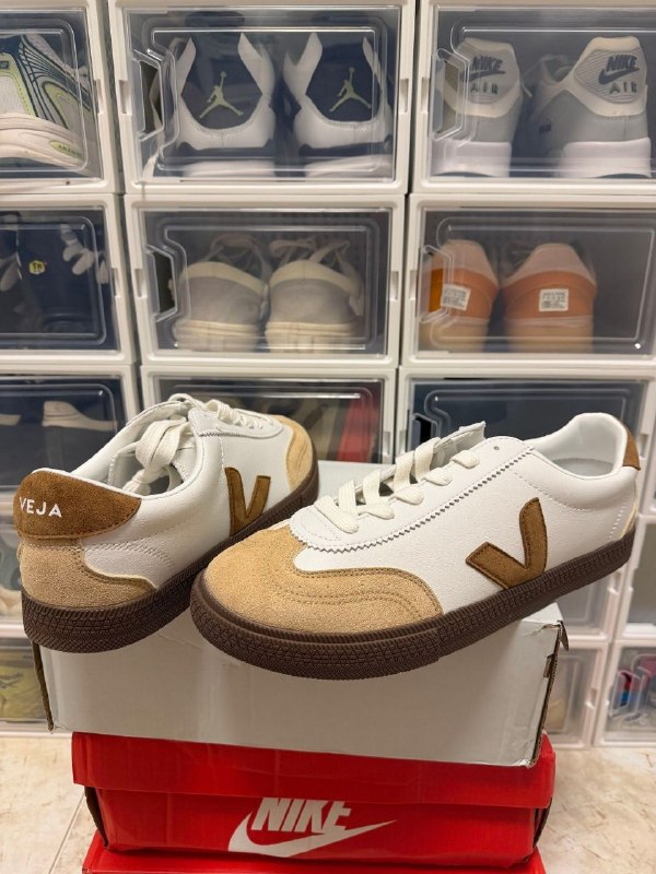 Veja sneakers