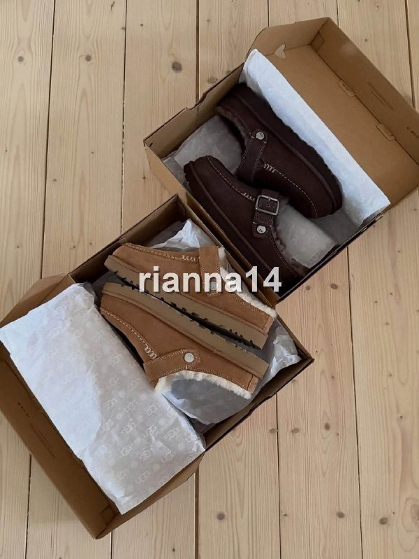 Ugg shearling boots · Photo 3