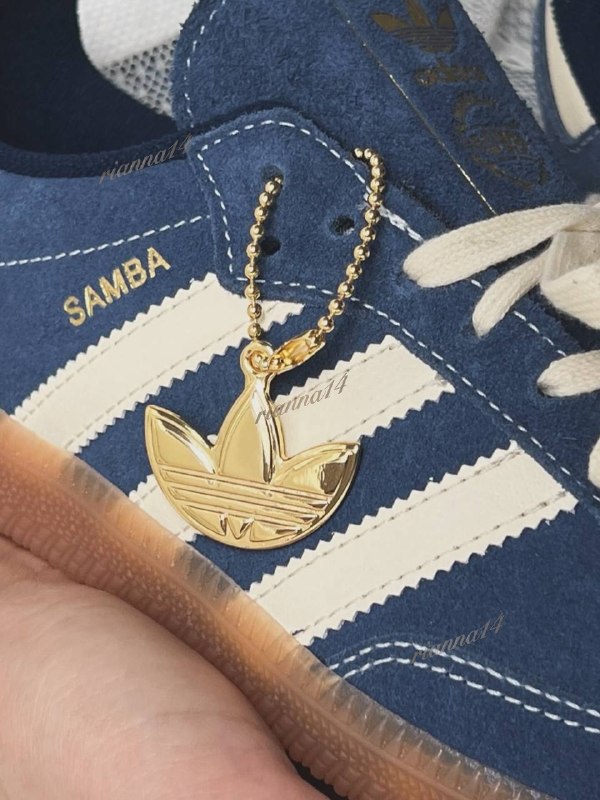 Adidas Samba / Night Indigo Warm Vanilla Gum · Photo 2