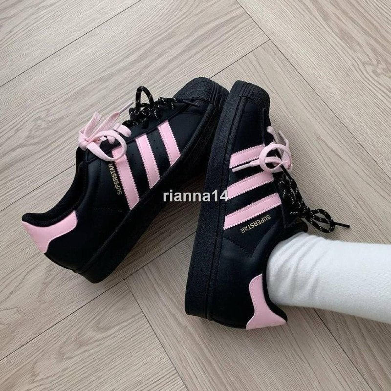 Adidas Superstar