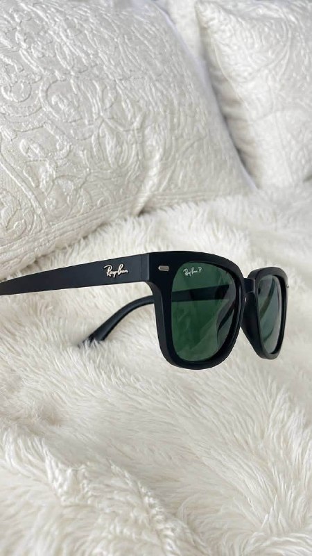 Ray-Ban sunglasses · Photo 2